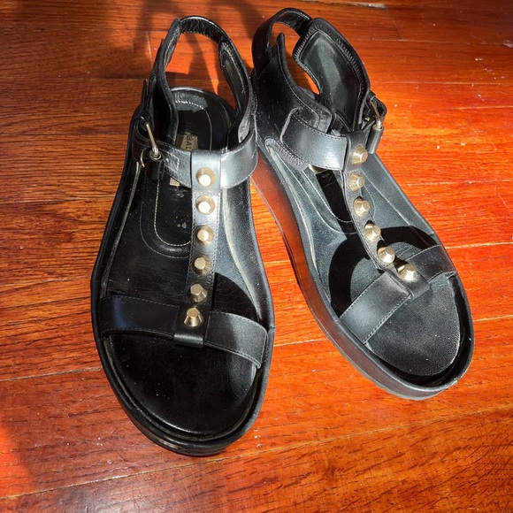 Balenciaga studded platform sandals size 36 - Picture 3 of 10